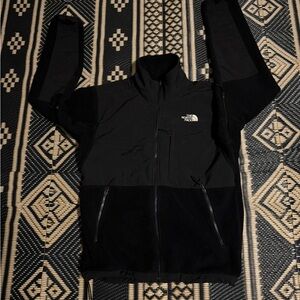The north face men’s size small fleece/combo jacket